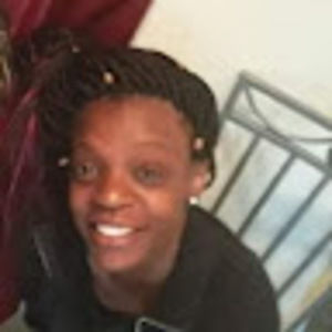 Meet your Posher, Yolanda